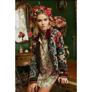 Aratta Bellezza Embroidered Jacket
